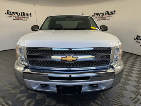 More photos of 2012 Chevrolet Silverado 1500 LT at Jerry Hunt Supercenter - Salisbury, NC
