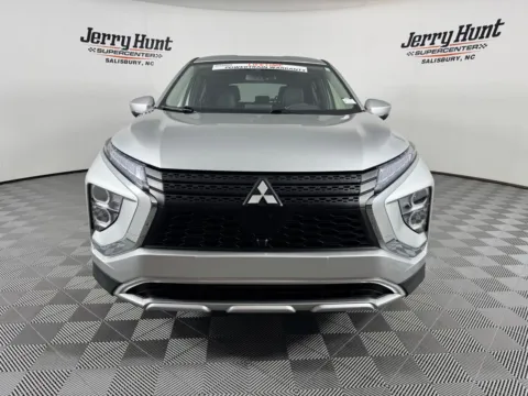 More photos of 2025 Mitsubishi Eclipse Cross SE at Jerry Hunt Supercenter - Salisbury, NC