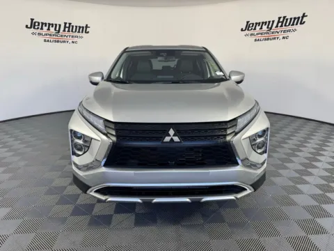 More photos of 2025 Mitsubishi Eclipse Cross SE at Jerry Hunt Supercenter - Salisbury, NC