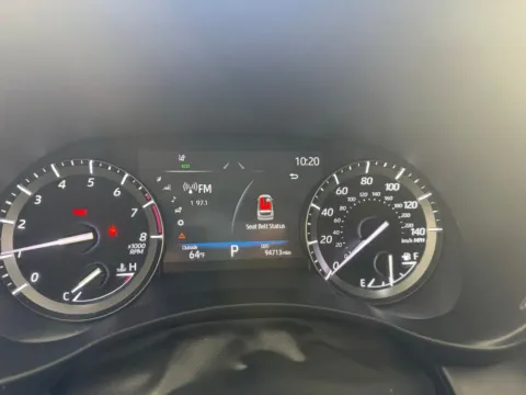 More photos of 2021 Toyota Highlander XLE at Jerry Hunt Supercenter - Salisbury, NC