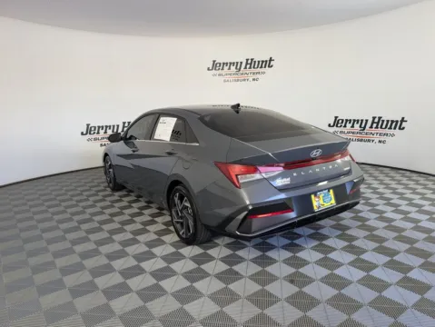 More photos of 2025 Hyundai Elantra Limited at Jerry Hunt Supercenter - Salisbury, NC