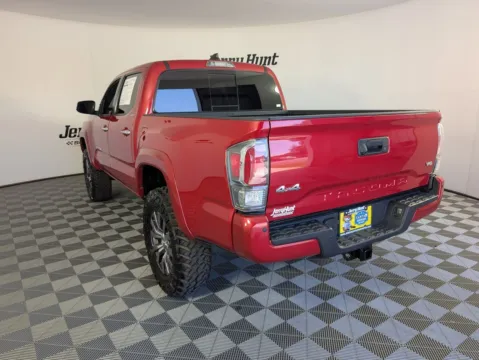 More photos of 2022 Toyota Tacoma Limited at Jerry Hunt Supercenter - Salisbury, NC