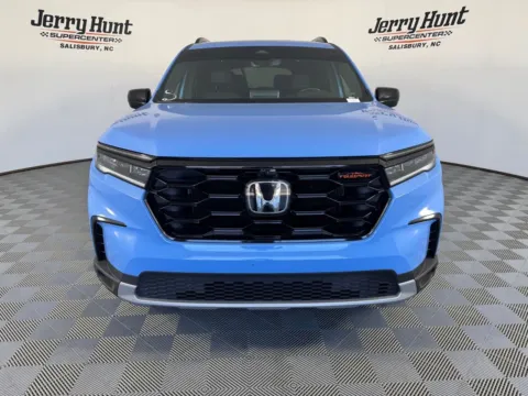 More photos of 2023 Honda Pilot TrailSport at Jerry Hunt Supercenter - Salisbury, NC