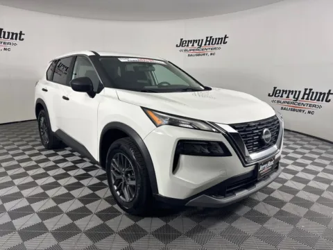 More photos of 2023 Nissan Rogue S at Jerry Hunt Supercenter - Salisbury, NC