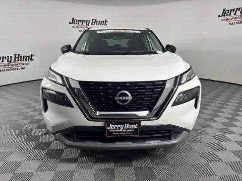 More photos of 2023 Nissan Rogue S at Jerry Hunt Supercenter - Salisbury, NC