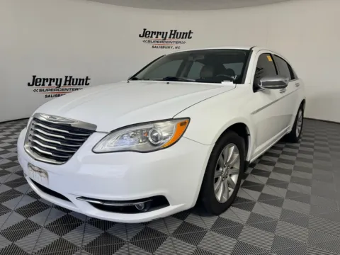 White 2014 Chrysler 200 Limited for sale in Salisbury, NC