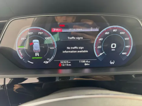 More photos of 2022 Audi e-tron S Prestige at Jerry Hunt Supercenter - Salisbury, NC