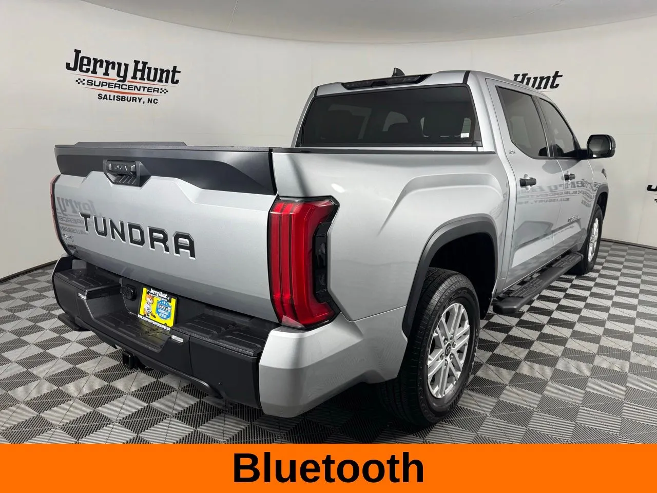 2024 Toyota Tundra SR5 - Photo 7