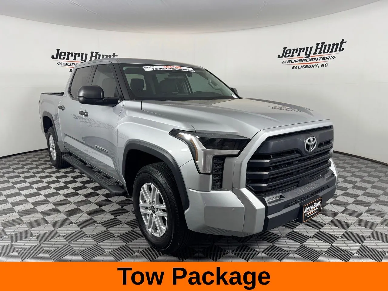 2024 Toyota Tundra SR5 - Photo 6
