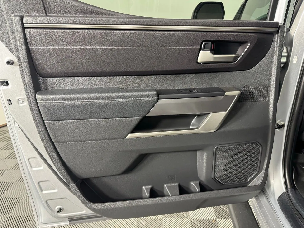 2024 Toyota Tundra SR5 - Photo 29