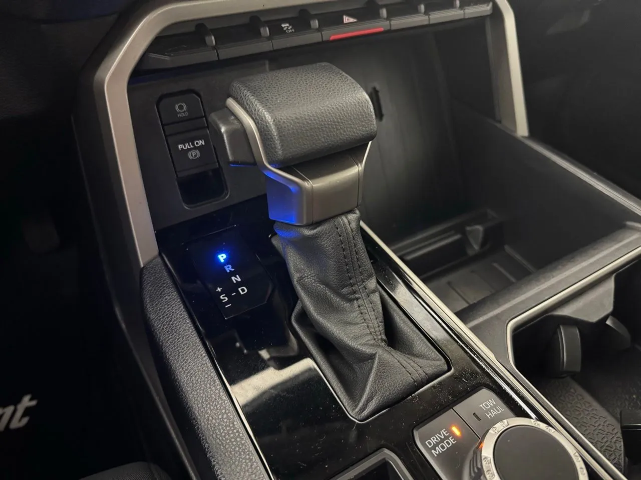 2024 Toyota Tundra SR5 - Photo 26