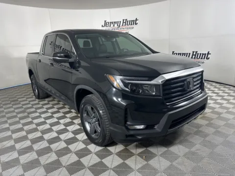 More photos of 2023 Honda Ridgeline RTL at Jerry Hunt Supercenter - Salisbury, NC