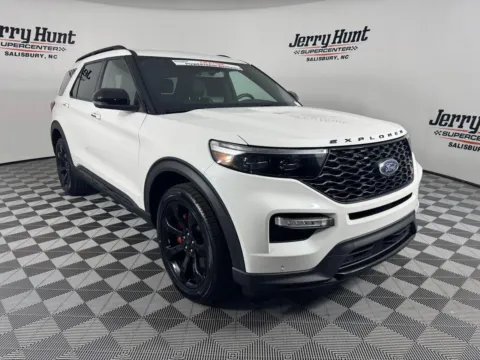 More photos of 2023 Ford Explorer ST at Jerry Hunt Supercenter - Salisbury, NC