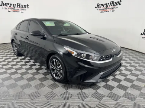 More photos of 2023 Kia Forte LXS at Jerry Hunt Supercenter - Salisbury, NC