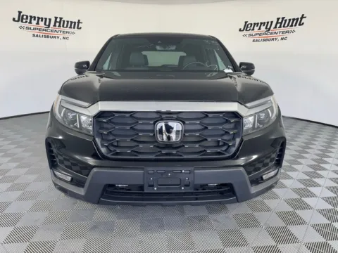 More photos of 2024 Honda Passport EX-L at Jerry Hunt Supercenter - Salisbury, NC