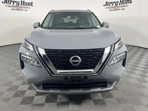More photos of 2023 Nissan Rogue SL at Jerry Hunt Supercenter - Salisbury, NC
