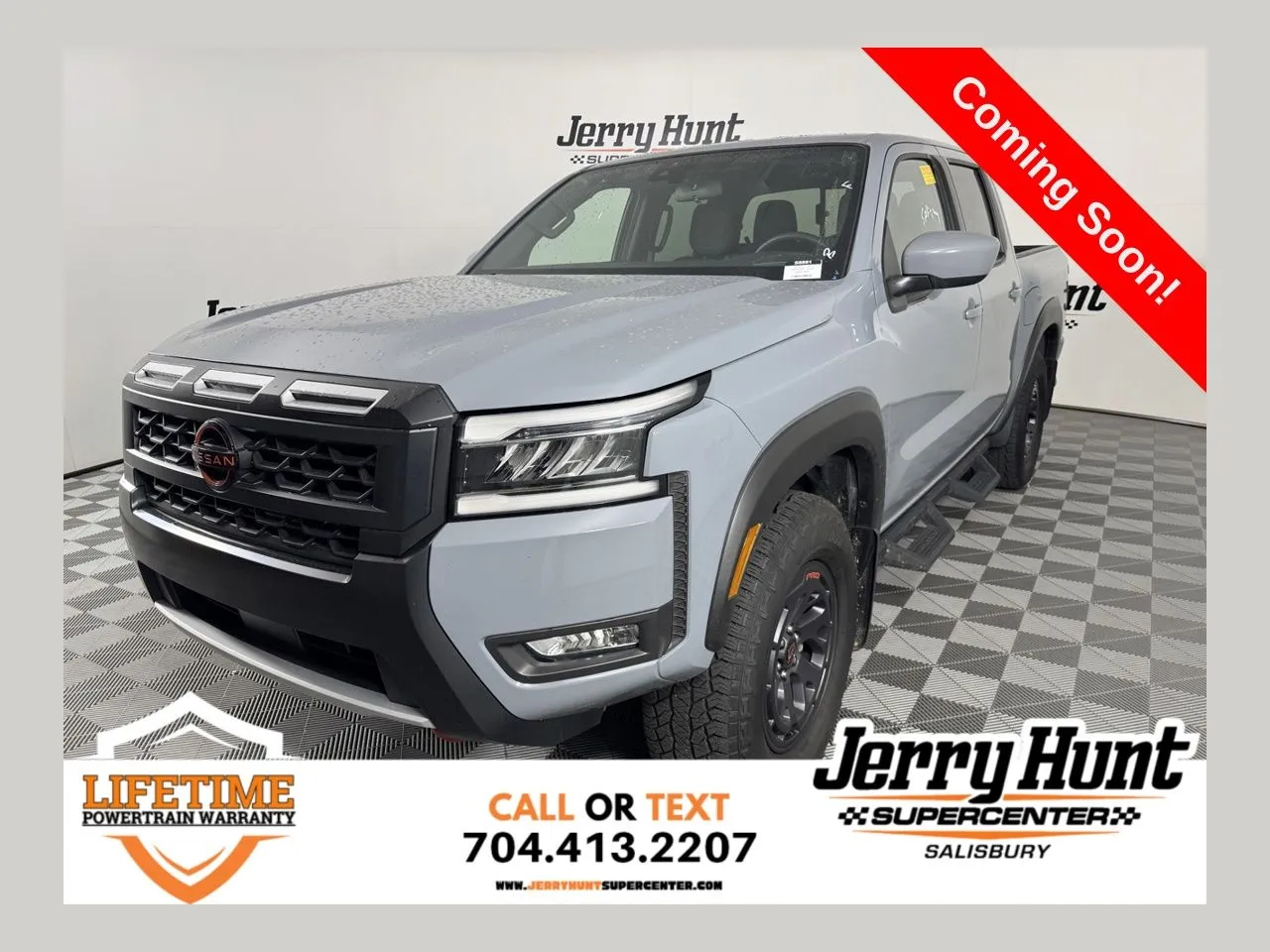 2025 Nissan Frontier PRO-4X Crew Cab 4X4's photo