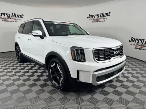 More photos of 2025 Kia Telluride S at Jerry Hunt Supercenter - Salisbury, NC