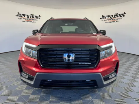 More photos of 2024 Honda Passport Black Edition at Jerry Hunt Supercenter - Salisbury, NC