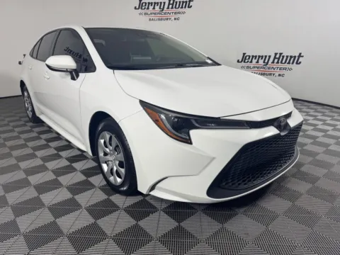 More photos of 2020 Toyota Corolla LE at Jerry Hunt Supercenter - Salisbury, NC