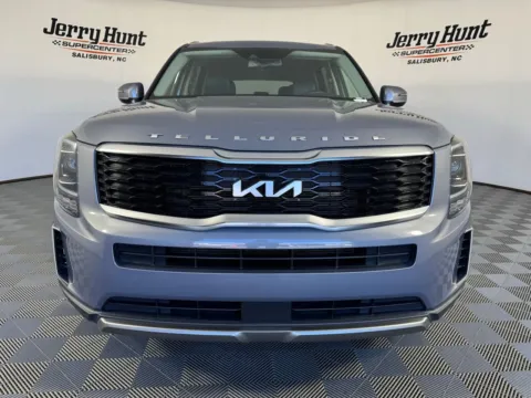 More photos of 2022 Kia Telluride EX at Jerry Hunt Supercenter - Salisbury, NC