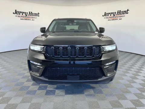 More photos of 2023 Jeep Grand Cherokee Limited at Jerry Hunt Supercenter - Salisbury, NC