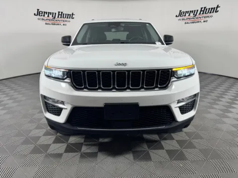 More photos of 2022 Jeep Grand Cherokee Limited at Jerry Hunt Supercenter - Salisbury, NC