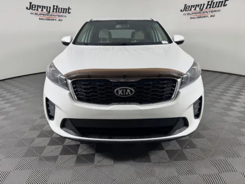 More photos of 2019 Kia Sorento LX at Jerry Hunt Supercenter - Salisbury, NC