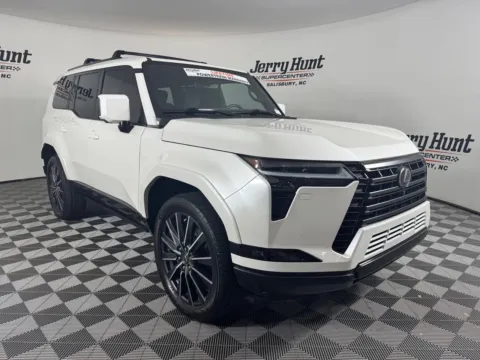 More photos of 2024 Lexus GX 550 Luxury+ at Jerry Hunt Supercenter - Salisbury, NC
