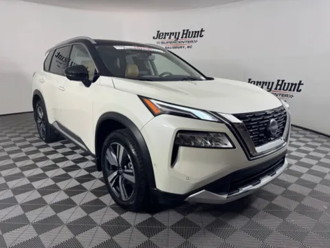 More photos of 2023 Nissan Rogue Platinum at Jerry Hunt Supercenter - Salisbury, NC