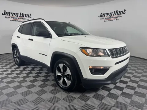 More photos of 2018 Jeep Compass Latitude at Jerry Hunt Supercenter - Salisbury, NC