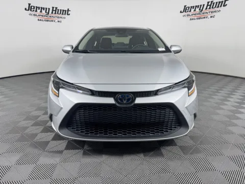 More photos of 2022 Toyota Corolla Hybrid LE at Jerry Hunt Supercenter - Salisbury, NC
