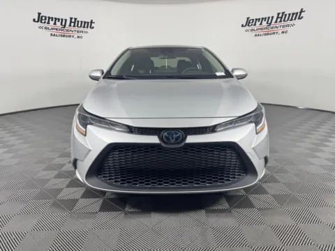 More photos of 2022 Toyota Corolla Hybrid LE at Jerry Hunt Supercenter - Salisbury, NC