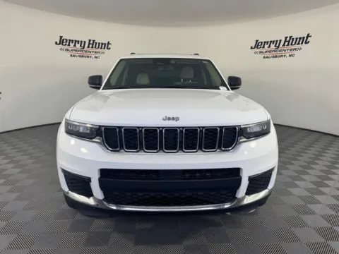 More photos of 2021 Jeep Grand Cherokee L Limited at Jerry Hunt Supercenter - Salisbury, NC