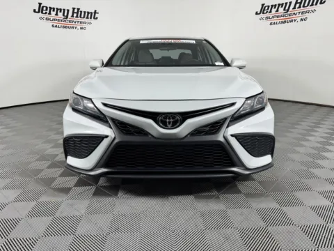 More photos of 2024 Toyota Camry SE at Jerry Hunt Supercenter - Salisbury, NC