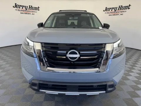 More photos of 2024 Nissan Pathfinder SL at Jerry Hunt Supercenter - Salisbury, NC