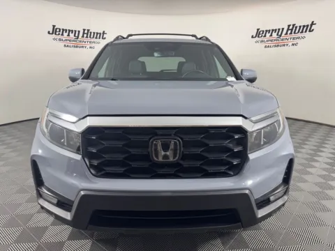 More photos of 2023 Honda Passport EX-L at Jerry Hunt Supercenter - Salisbury, NC