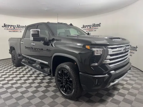 More photos of 2024 Chevrolet Silverado 2500HD High Country at Jerry Hunt Supercenter - Salisbury, NC