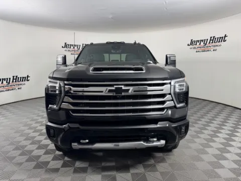 More photos of 2024 Chevrolet Silverado 2500HD High Country at Jerry Hunt Supercenter - Salisbury, NC