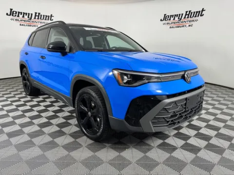 More photos of 2025 Volkswagen Taos 1.5T SE Black at Jerry Hunt Supercenter - Salisbury, NC