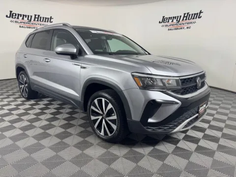 More photos of 2024 Volkswagen Taos 1.5T SE at Jerry Hunt Supercenter - Salisbury, NC