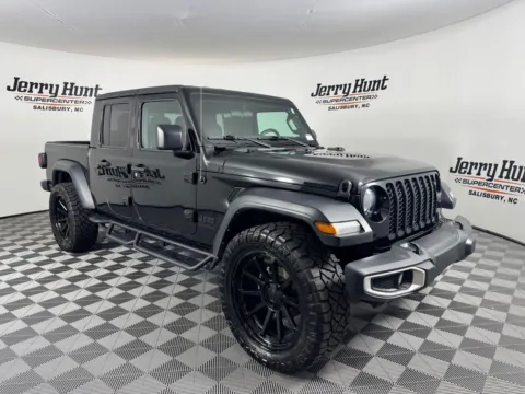 More photos of 2023 Jeep Gladiator Sport S at Jerry Hunt Supercenter - Salisbury, NC