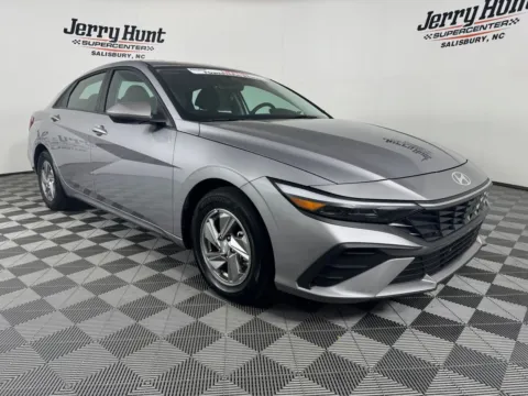 More photos of 2025 Hyundai Elantra SE at Jerry Hunt Supercenter - Salisbury, NC