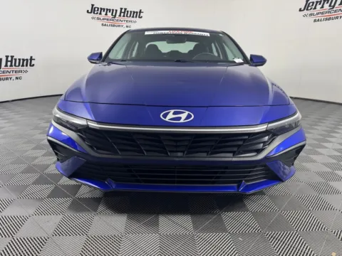 More photos of 2025 Hyundai Elantra SE at Jerry Hunt Supercenter - Salisbury, NC