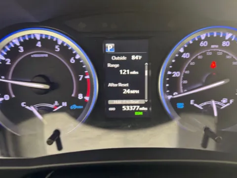 More photos of 2019 Toyota Highlander XLE at Jerry Hunt Supercenter - Salisbury, NC