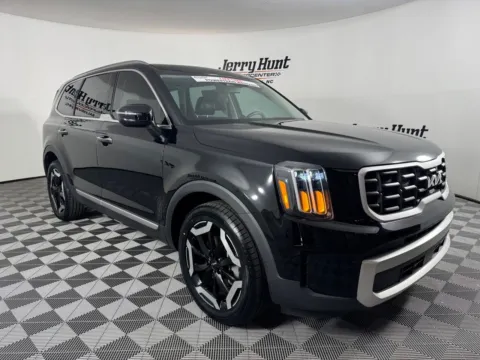 More photos of 2024 Kia Telluride S at Jerry Hunt Supercenter - Salisbury, NC
