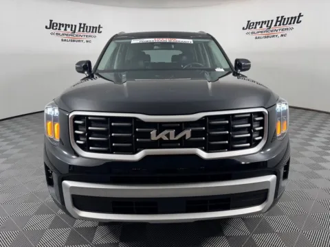 More photos of 2024 Kia Telluride S at Jerry Hunt Supercenter - Salisbury, NC