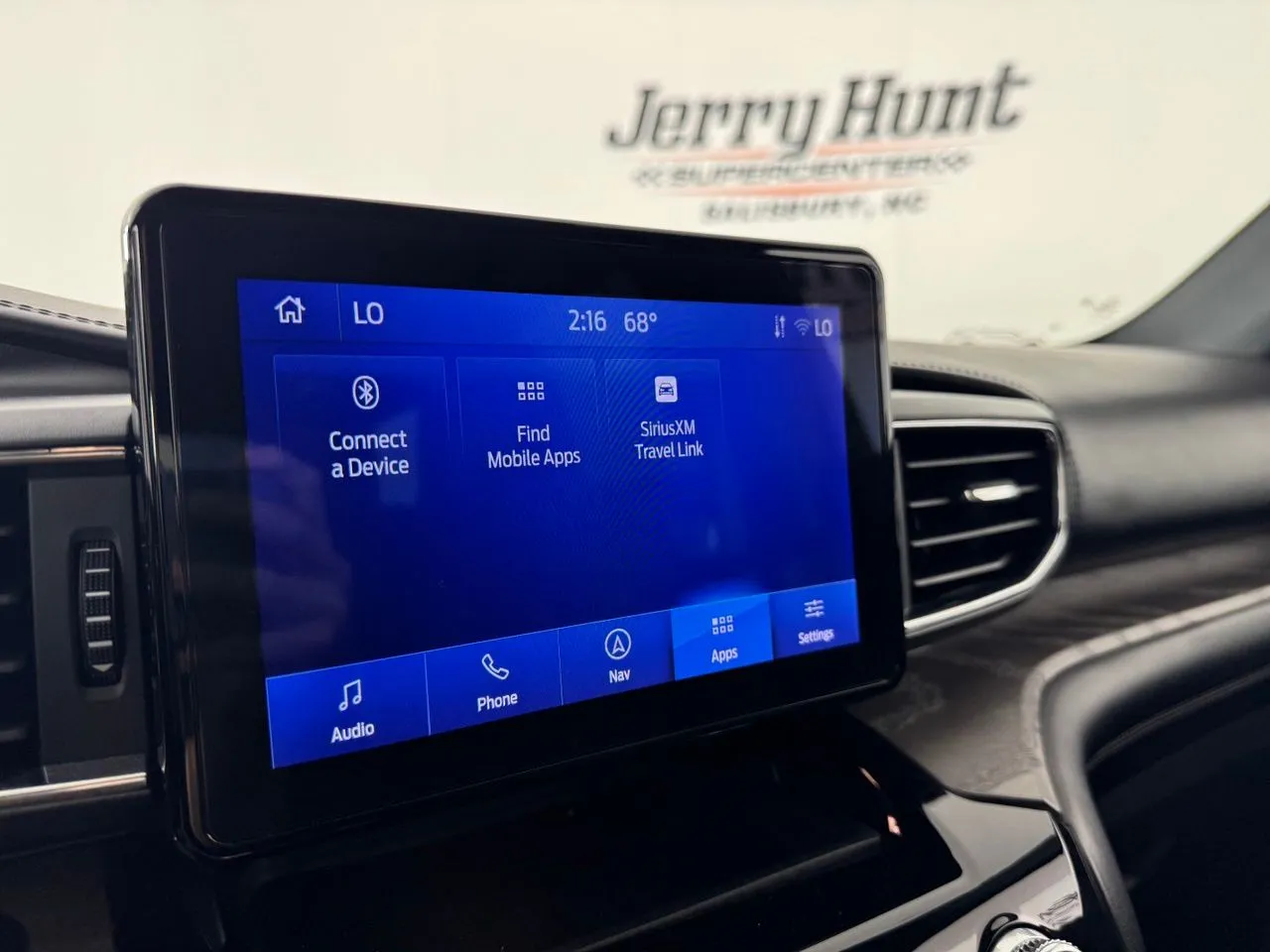 2023 Ford Explorer Platinum - Photo 16