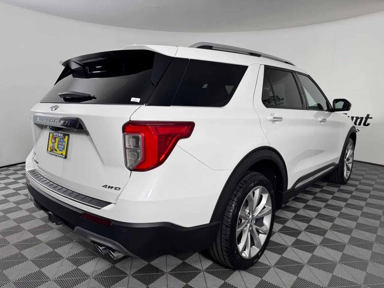 2023 Ford Explorer Platinum - Photo 6