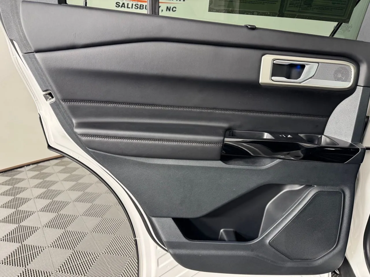 2023 Ford Explorer Platinum - Photo 20